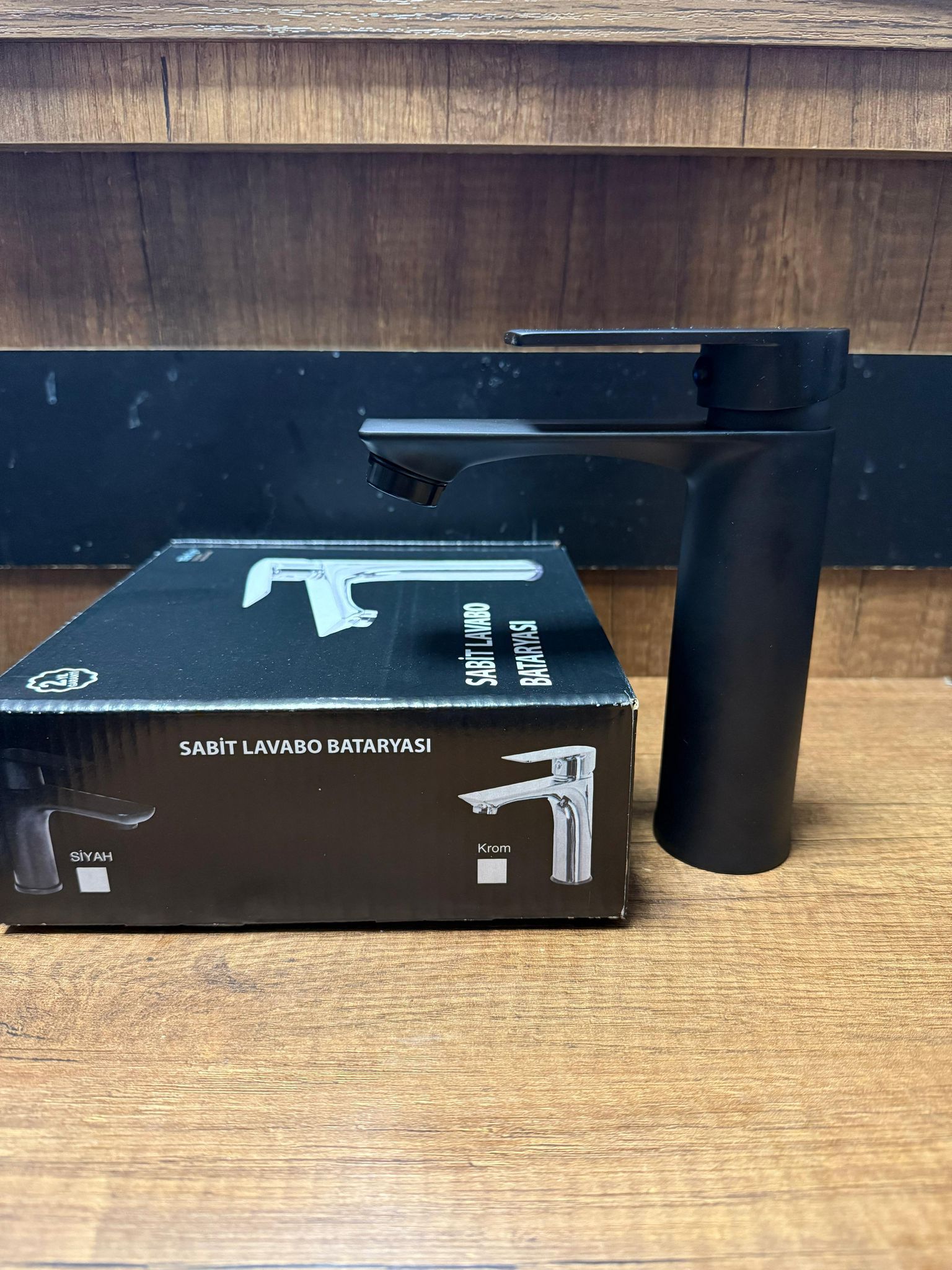 SİYAH İNOX SABİT LAVABO BATARYASI